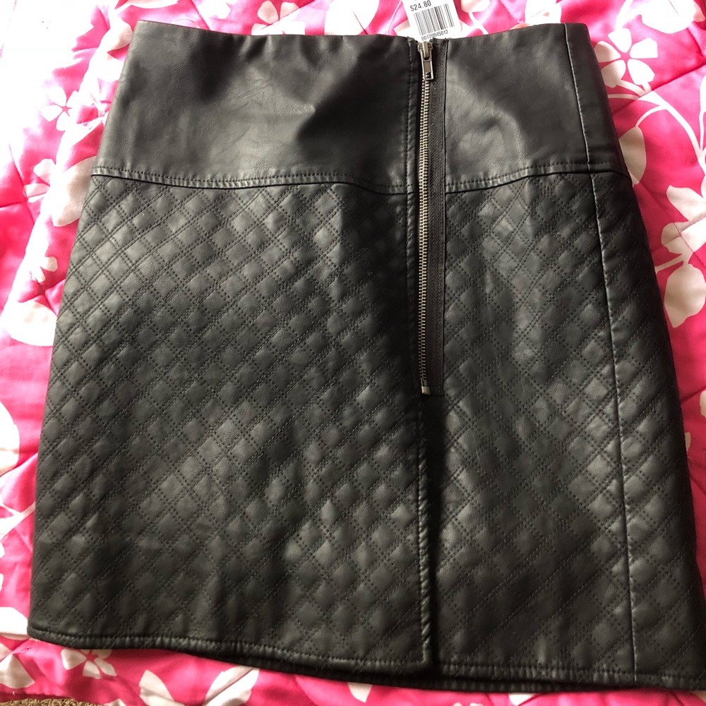 Forever 21 faux leather skirt